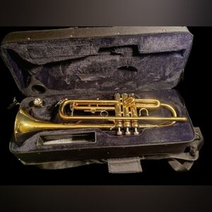 Gold Eastar Bb Student Trunpet